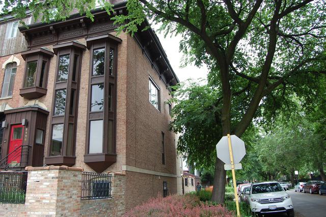 2426 N Seminary Ave., Chicago, IL 60614