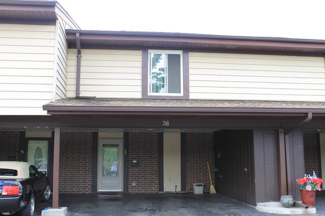 36 Cour Versaille, Palos Hills, IL 60465
