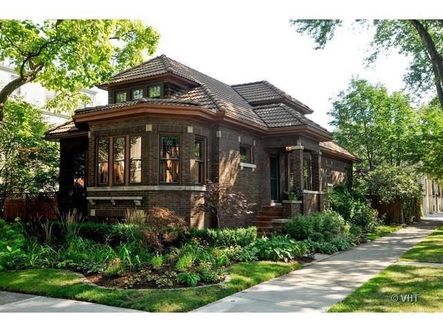 5701 N Rockwell St., Chicago, IL 60659