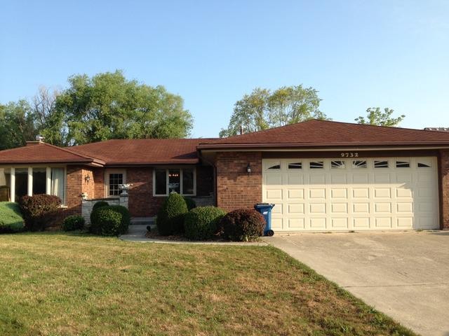 9732 S Cambridge Ct., Palos Hills, IL 60465