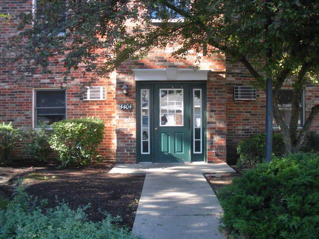 4404 Shamrock Ln. #3C, Mchenry, IL 60050