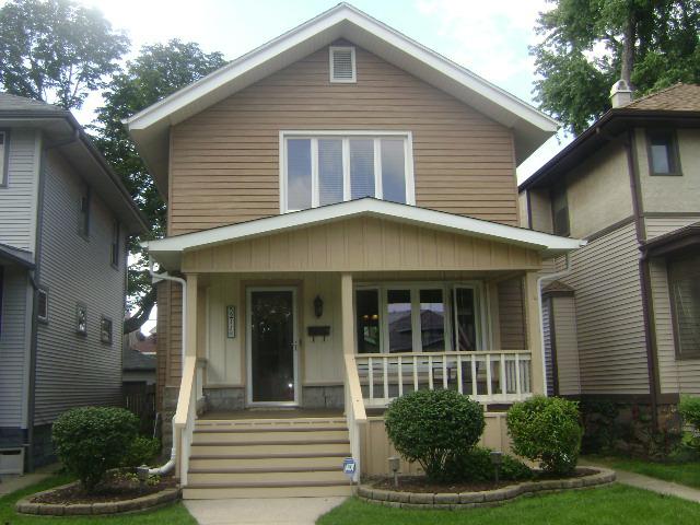 5211 W Dakin St., Chicago, IL 60641