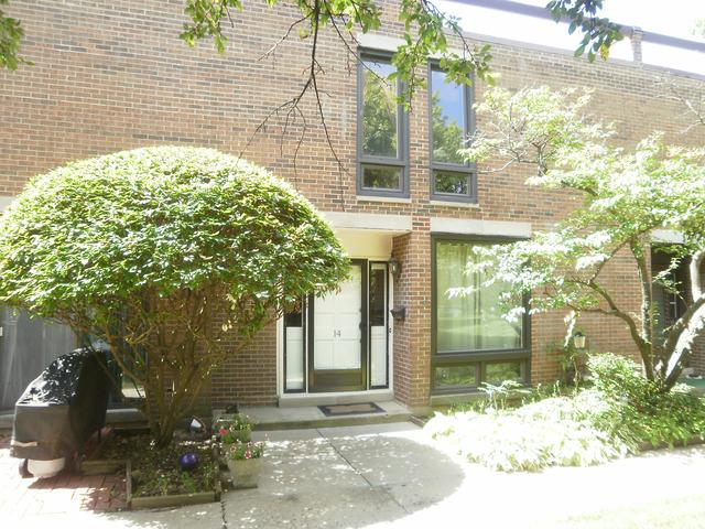 14 Willow Tree Ct., Elmhurst, IL 60126