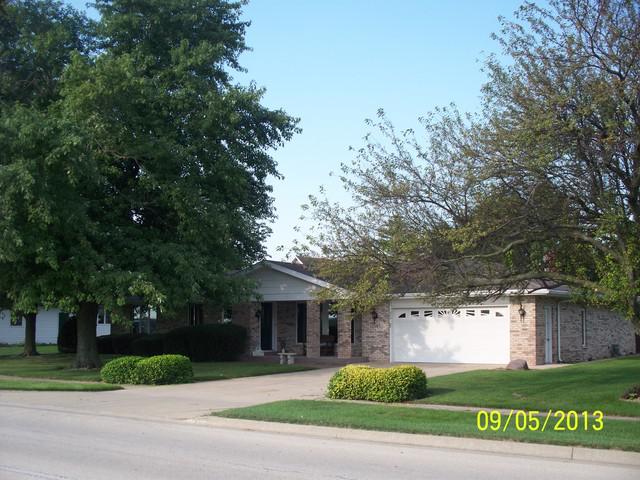 573 S Park Rd., Herscher, IL 60941