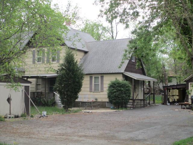 4N176 Nugent St., Addison, IL 60101