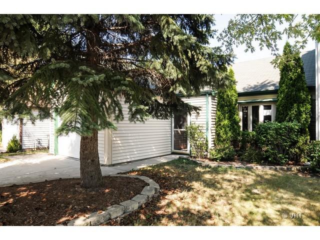 14 Bedford Rd., Mundelein, IL 60060
