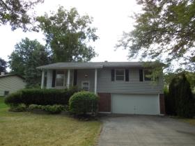6407 Redbird Ln., Crystal Lake, IL 60012