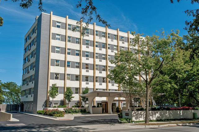 1410 Sheridan Rd. #3B, Wilmette, IL 60091