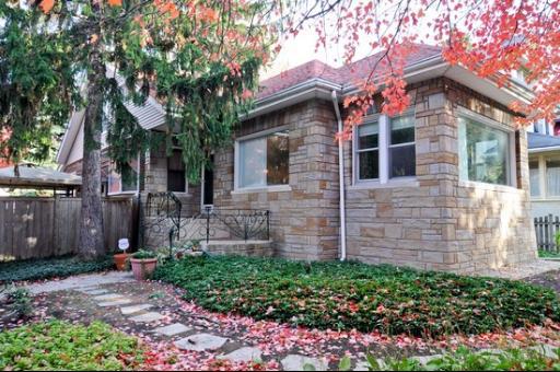 3757 N Lowell Ave., Chicago, IL 60641