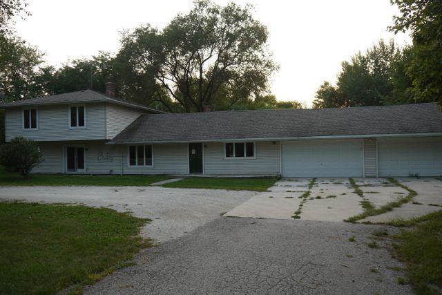 9836 S Carls Dr., Plainfield, IL 60585