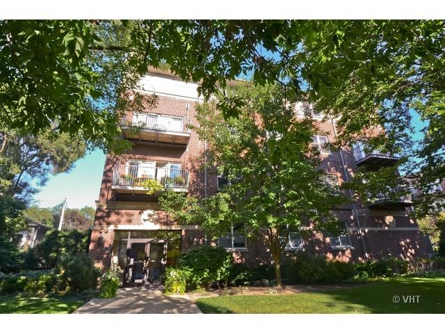 1319 Chicago Ave. #302, Evanston, IL 60201
