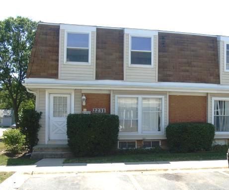 544 Manor Cir., Schaumburg, IL 60193