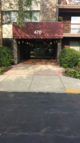 470 Raintree Ct. #2Q, Glen Ellyn, IL 60137