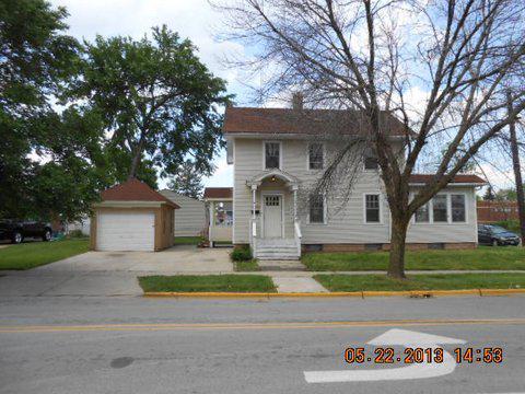 1342 Front St., Aurora, IL 60505