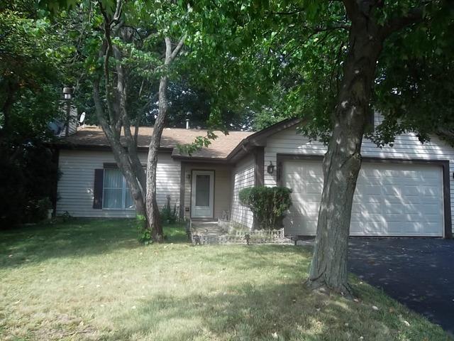 811 Timberwood Dr., Algonquin, IL 60102