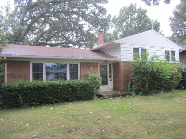 922 Ridgeland Ave., Mundelein, IL 60060