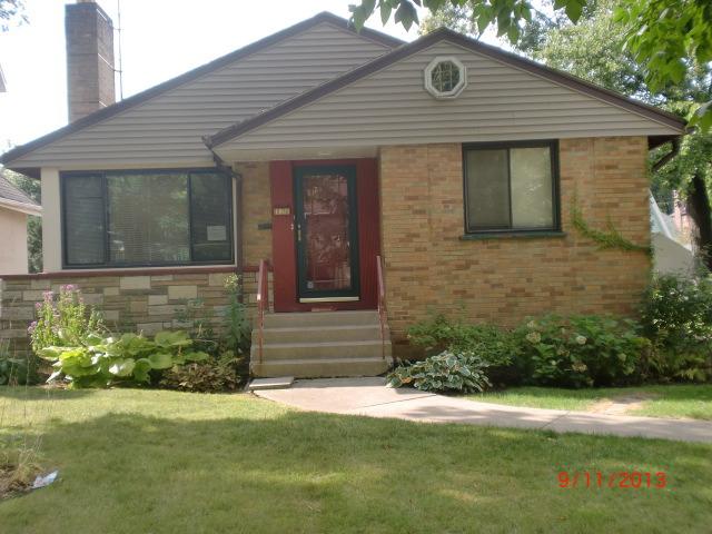 10216 S Hoyne Ave., Chicago, IL 60643