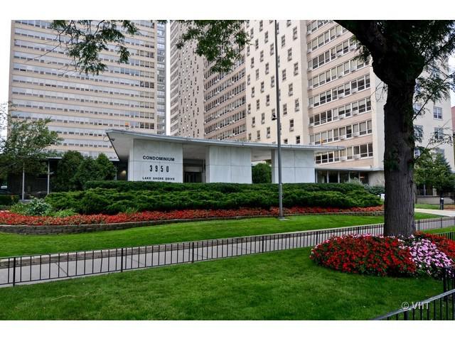 3950 N Lake Shore Dr. #430, Chicago, IL 60613