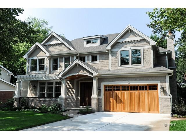 1318 Canterbury Ln., Glenview, IL 60025