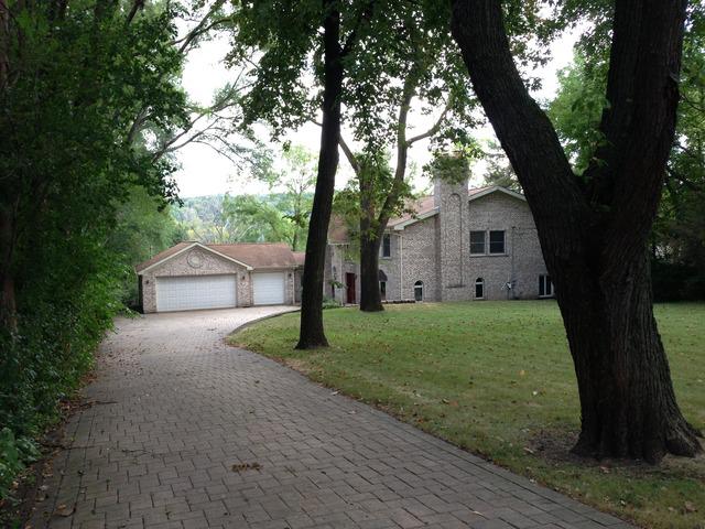 1621 Short Rd., Algonquin, IL 60102