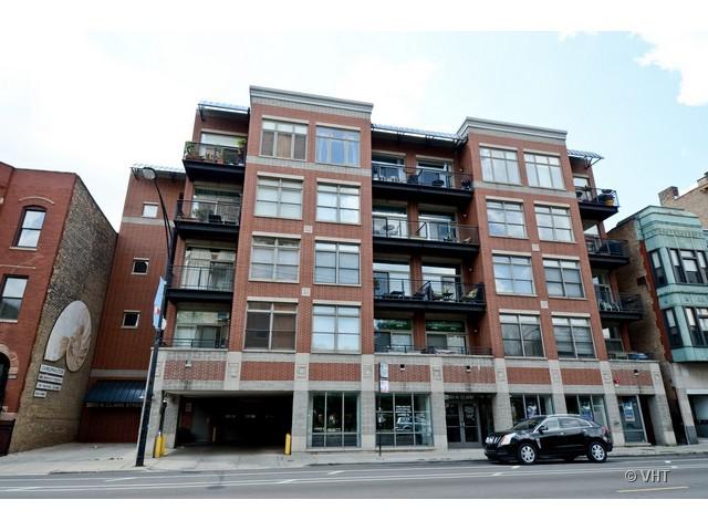 3260 N Clark St. #208, Chicago, IL 60657