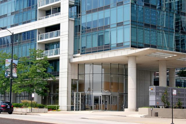 340 E Randolph St. #404, Chicago, IL 60601