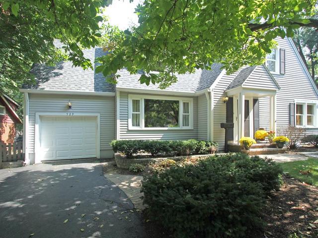 529 Prairie Ave., Barrington, IL 60010