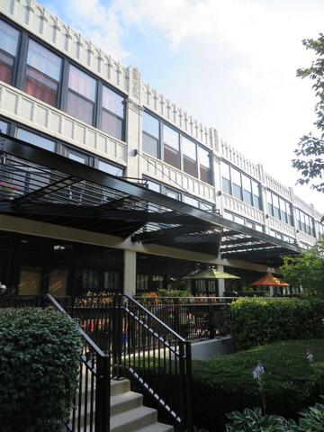 1070 W 15th St. #403, Chicago, IL 60608