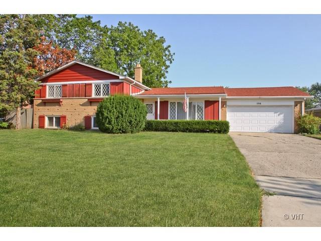 598 King Ln., Des Plaines, IL 60016