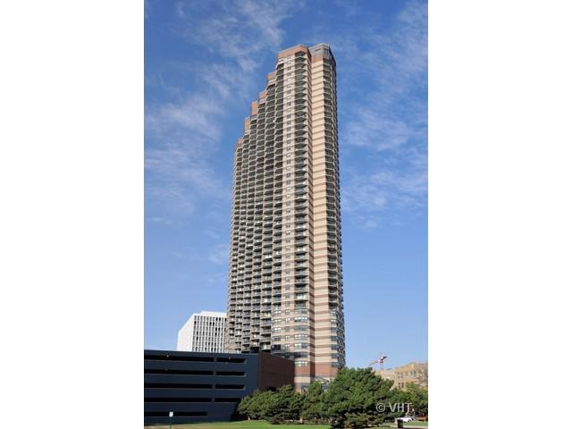 3660 N Lake Shore Dr. #3006, Chicago, IL 60613