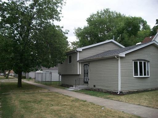 1501 S 7th Ave., Maywood, IL 60153