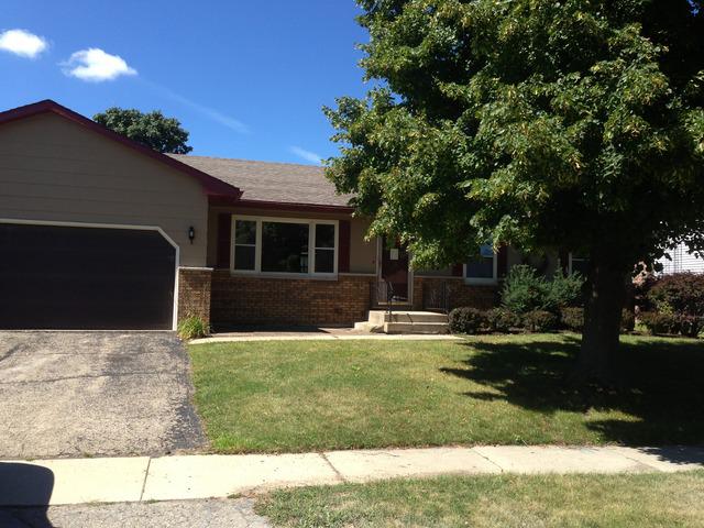 947 Meadow Ln., Sycamore, IL 60178