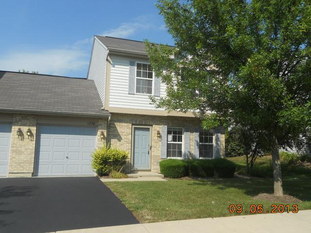 1238 N Split Oak Cir., Round Lake Beach, IL 60073