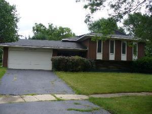 235 Cheshire Ct., Bolingbrook, IL 60440
