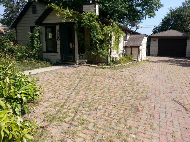 708 S Union St., Aurora, IL 60505