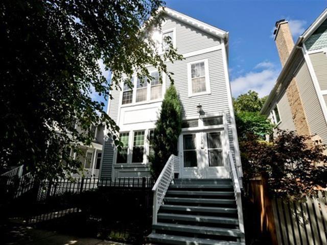 1232 W Nelson St. #2R, Chicago, IL 60657