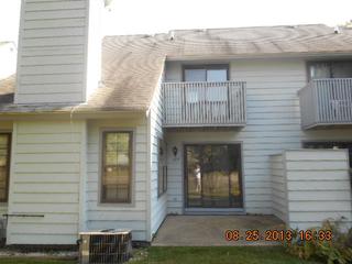 669 Beth Ct., Gurnee, IL 60031