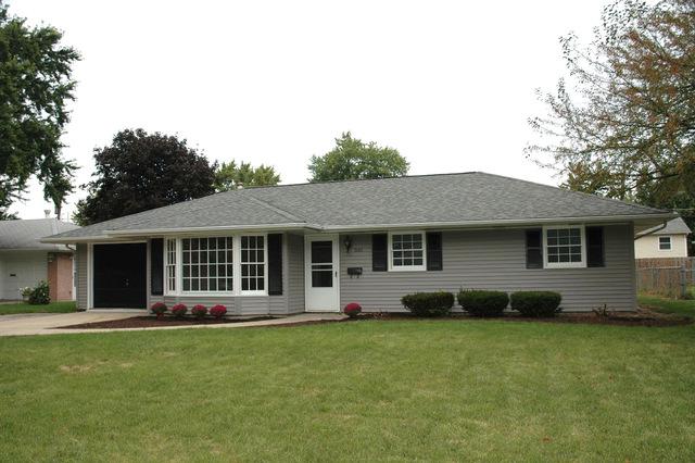 551 Michigan Ave., Aurora, IL 60506