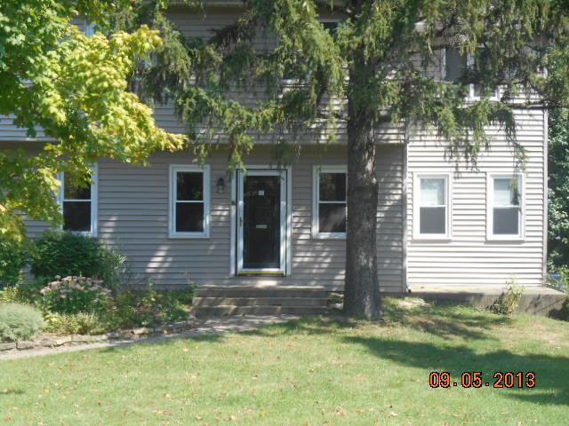 5701 Western Ave., Clarendon Hills, IL 60514