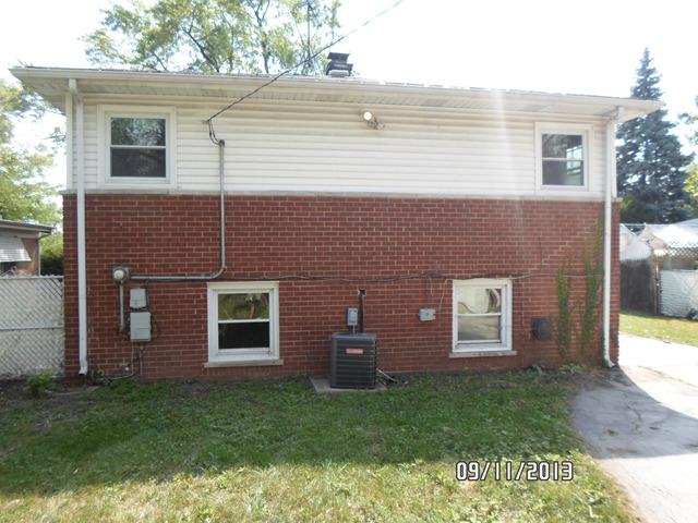 14 E Sibley Blvd., Dolton, IL 60419