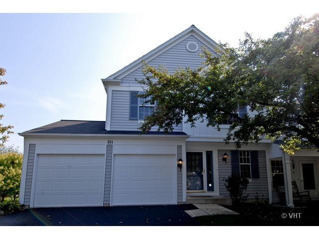 211 Half Moon Cir., Aurora, IL 60504