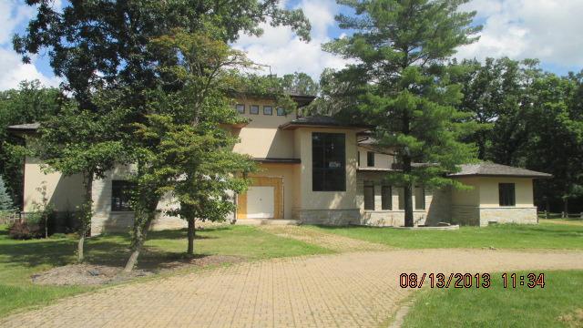 13560 Lucky Lake Dr., Lake Forest, IL 60045