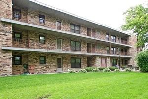2610 W Oakton St. #10W, Park Ridge, IL 60068