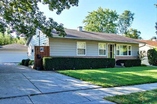 211 E Streamwood Blvd., Streamwood, IL 60107
