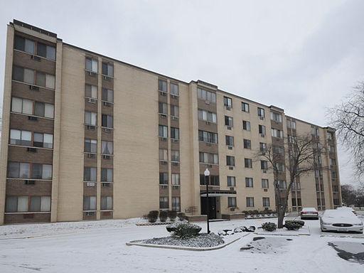 9725 S Karlov St. #509, Oak Lawn, IL 60453