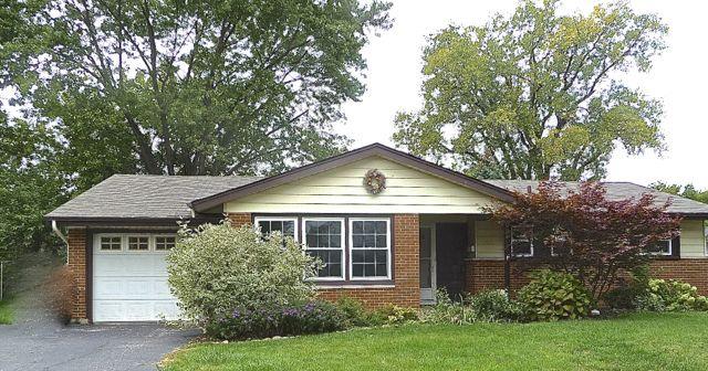 1024 Cypress Ln., Elk Grove Village, IL 60007