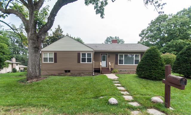 2006 Maple Ave., Downers Grove, IL 60515
