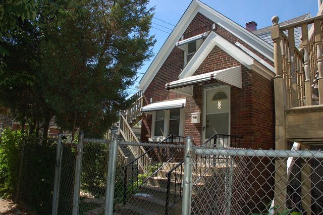 814 N Fairfield Ave., Chicago, IL 60622
