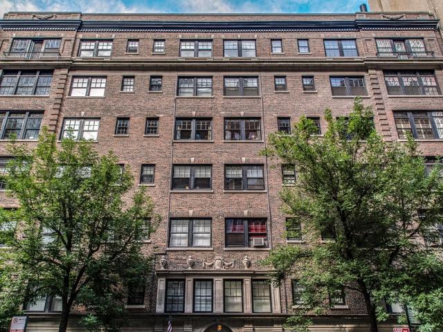 230 E Delaware Pl. #4W, Chicago, IL 60611