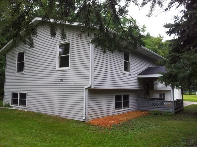 224 Ralston Rd., Machesney Park, IL 61115